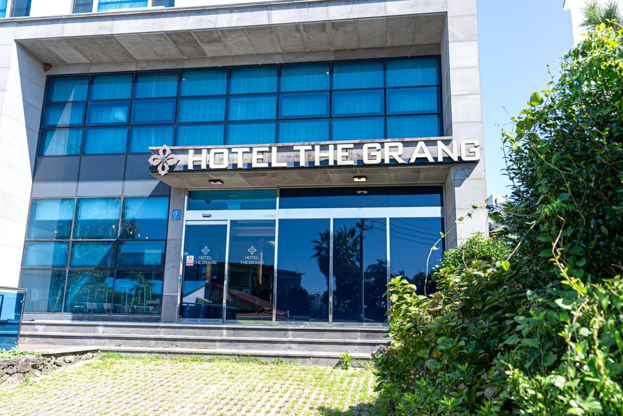 Hotel The Grang Jungmun Seogwipo Exterior foto
